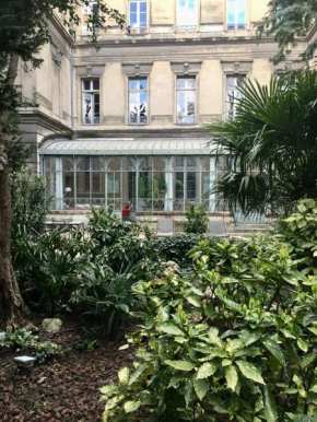 L Orangerie Spacieux appartement deluxe dans le centre historique